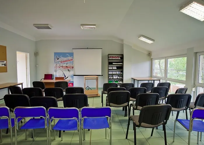 Yacht Club Bed & Breakfast 3*