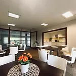 索波特游艇俱乐部旅馆 住宿加早餐酒店