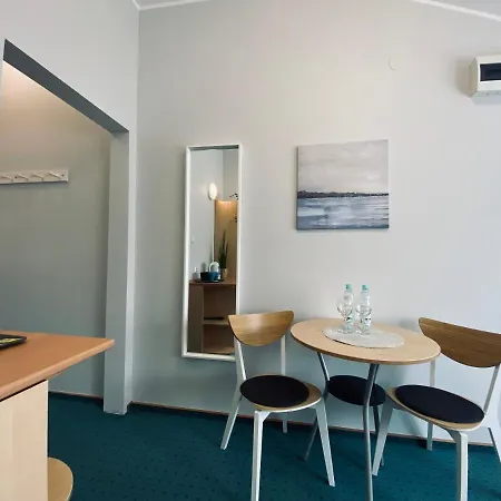 Yacht Club 3* Σόποτ