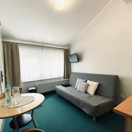 Yacht Club Bed and Breakfast