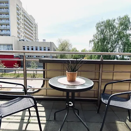 Bed and Breakfast Yacht Club 3*