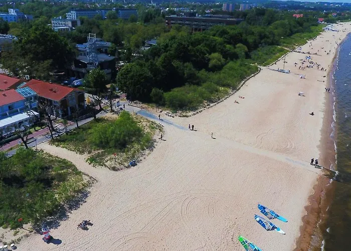 Yacht Club Bed & Breakfast Sopot