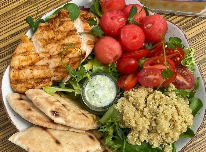 Couette-café Yacht Club 3*